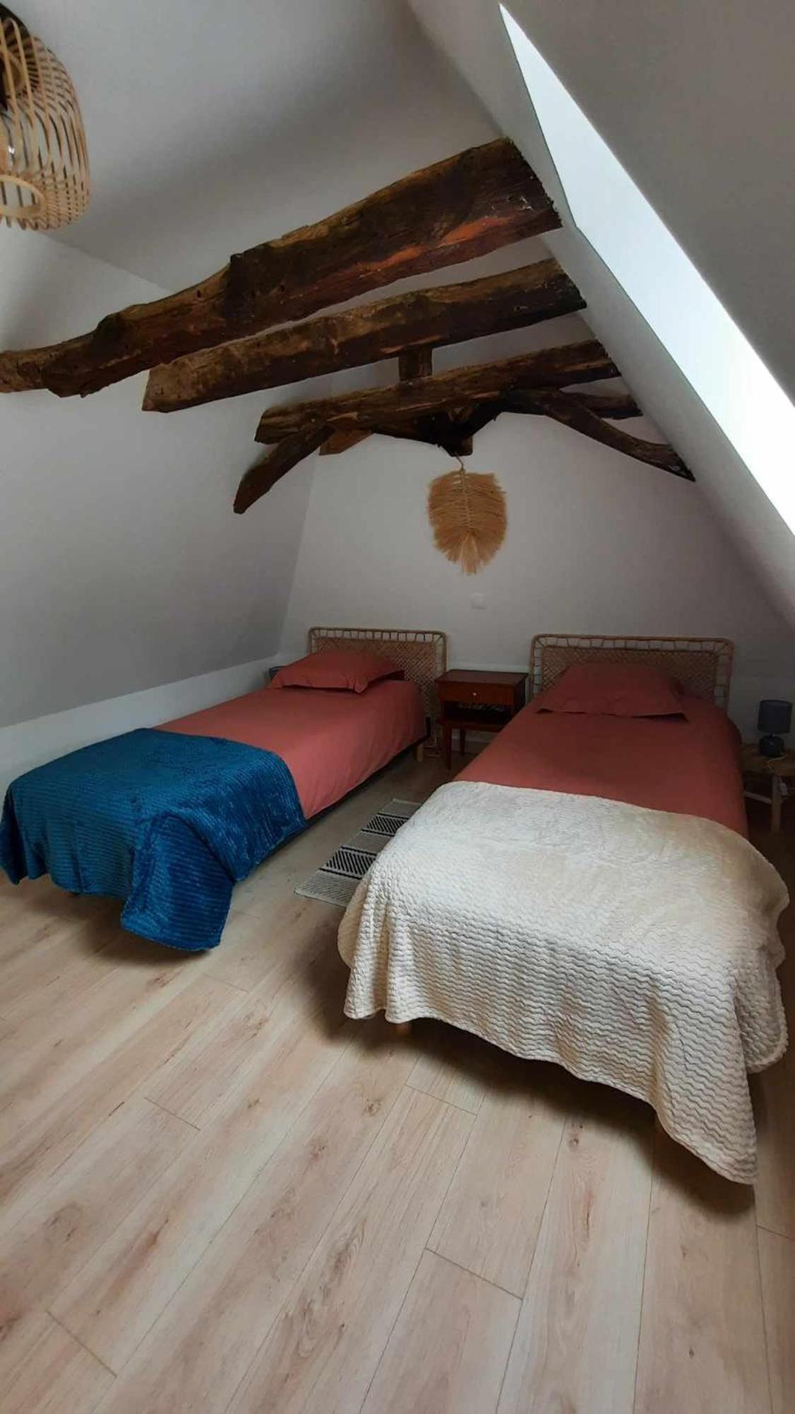 Gite Les Placettes Sainte-Foy-de-Longas Экстерьер фото